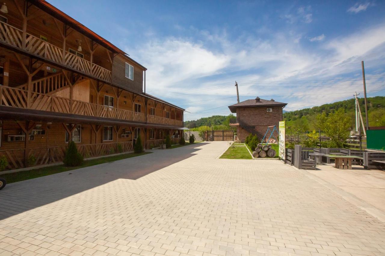 Gloriya Hotel Lidzava Eksteriør bilde