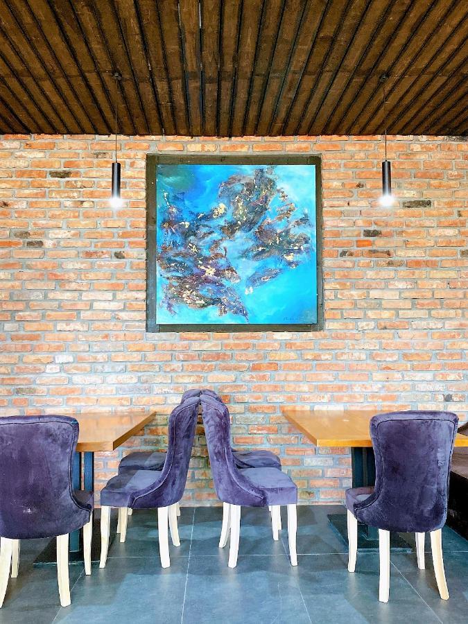 Gloriya Hotel Lidzava Eksteriør bilde